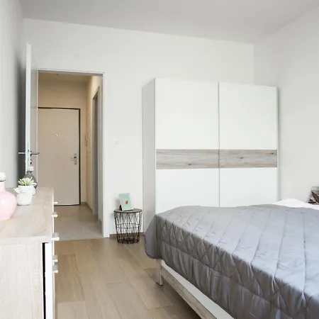 아파트 Waltrovka One Bed *