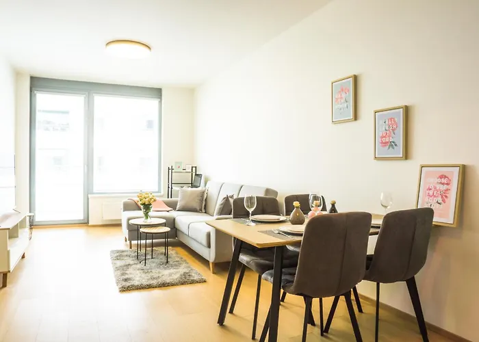 Waltrovka One Bed Appartement